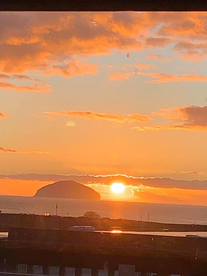 Turnberry Caravan Holiday Park ภายนอก รูปภาพ